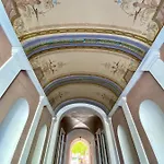 Hotel De Versal
