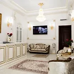 De Versal Hotel