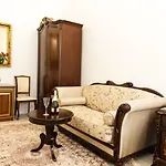 De Versal Hotel Odessa