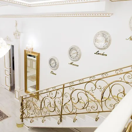 De Versal Otel Odessa