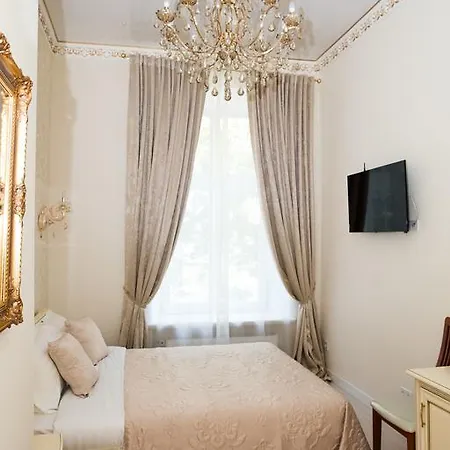 De Versal Hotel