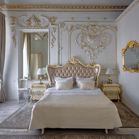 De Versal Hotel 3*