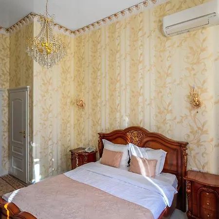 De Versal Otel Odessa