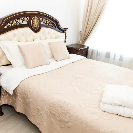 De Versal Hotel 3*