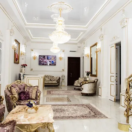 Hotel De Versal 3*