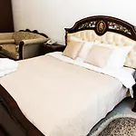 Hotel De Versal